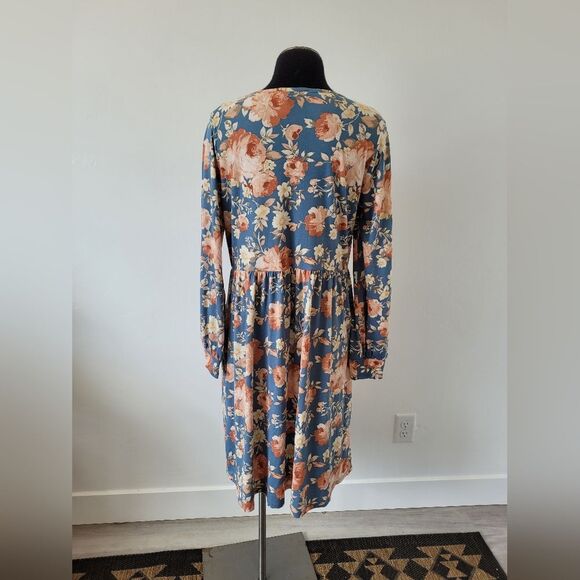Mimi+Daphne Floral Midi Dress Blue Classic Modest Teacher Pockets Lightweight L - Picture 3 of 10